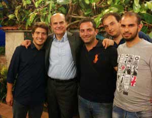Bersani con Francesco Mauro e altri giovani PD