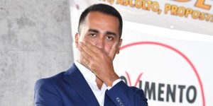 Luigi Di Maio, intervistato da Marco Travaglio, in occasione della festa del Movimento 5 Stelle presso il Parco Peccei, Torino, 10 settembre 2017. ANSA/ALESSANDRO DI MARCO